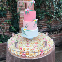 Floating Wedding Cake Table Top